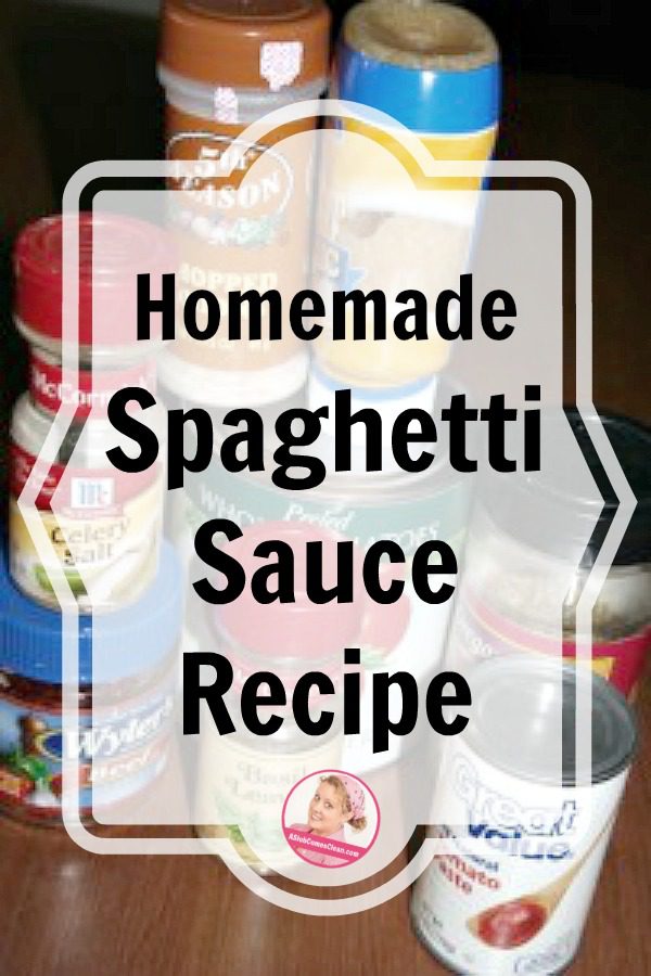 Make Your Own Spaghetti Sauce with These Ingredients at ASlobComesClean.com homemade recipe