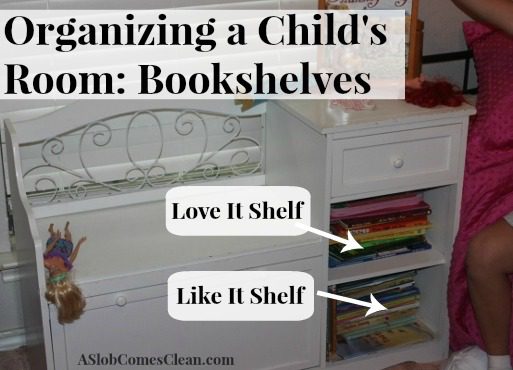 Organizing a Child's Room Bookshelves at ASlobComesClean.com