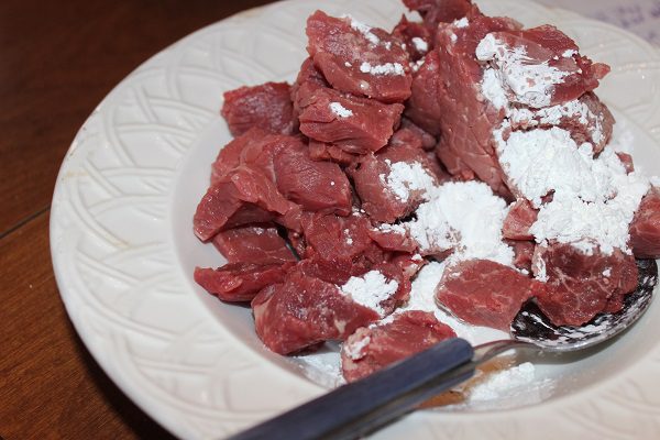 Photo - Sirloin tossed in Cornstarch at ASlobComesClean.com