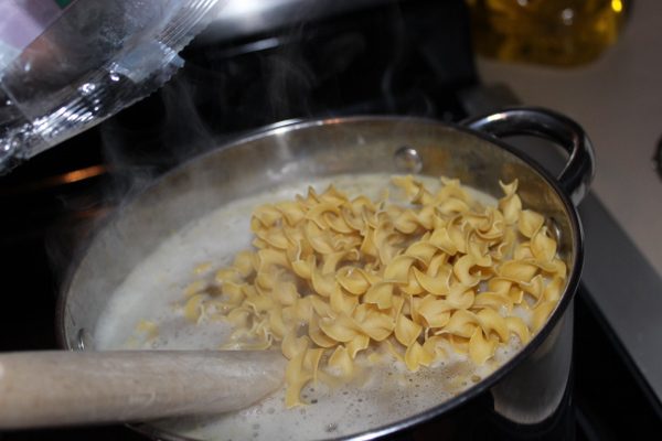 Chicken and Noodles Comfort Food Idea at ASlobCOmesClean.com