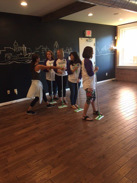 Choreographing Our Swiffer Song and Dance - ASlobComesClean.com