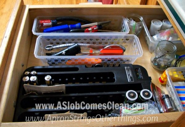 Junk Drawer Today Guest Post at ASlobComesClean.com