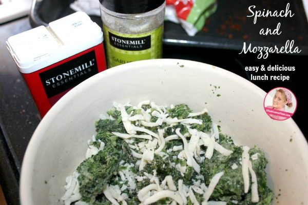 Spinach and Mozzerella easy and delicious lunch recipe at ASlobComesClean.com