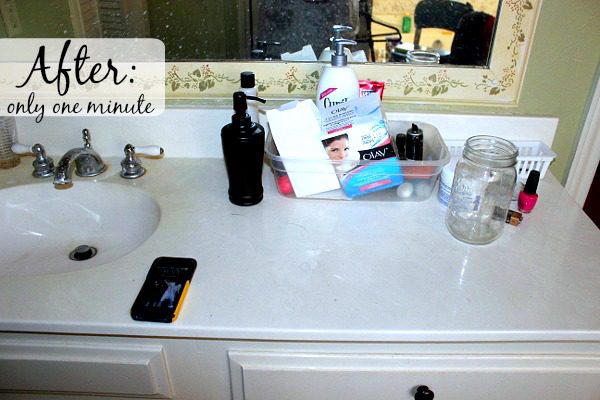 one min bathroom counter after at ASlobComesClean.com