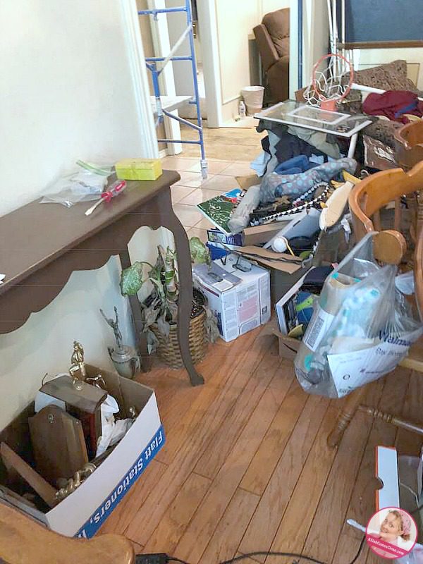 Decluttering In the Midst of Remodeling stuff