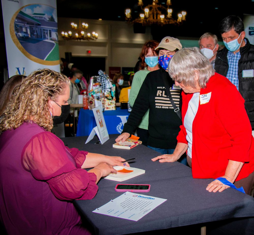 Dana K White book signing Columbus2021 aslobcomesclean.com (59 of 192)